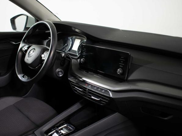 Skoda Octavia IV (A8) с пробегом 2020 года, цена 2 630 000 рублей, 60500 км, лифтбек, Автокод Объявления