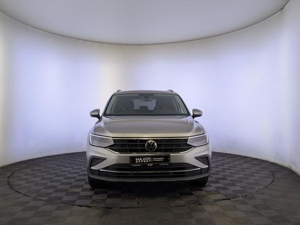 Volkswagen Tiguan II Рестайлинг с пробегом 2021 года, цена 2 800 000 рублей, 49413 км, внедорожник, Автокод Объявления