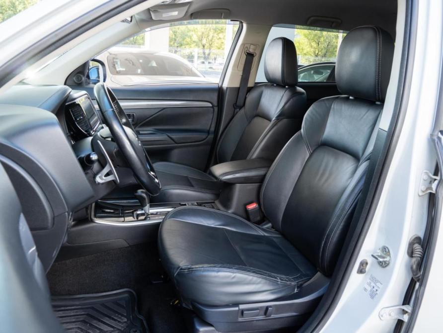 Mitsubishi Outlander III Рестайлинг 3 Волгоград  - изображение 10