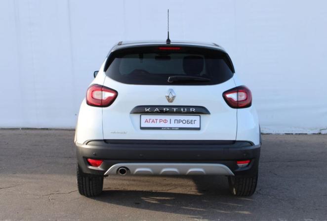 Renault Kaptur I с пробегом 2016 года, цена 955 000 рублей, 175289 км, внедорожник, Автокод Объявления