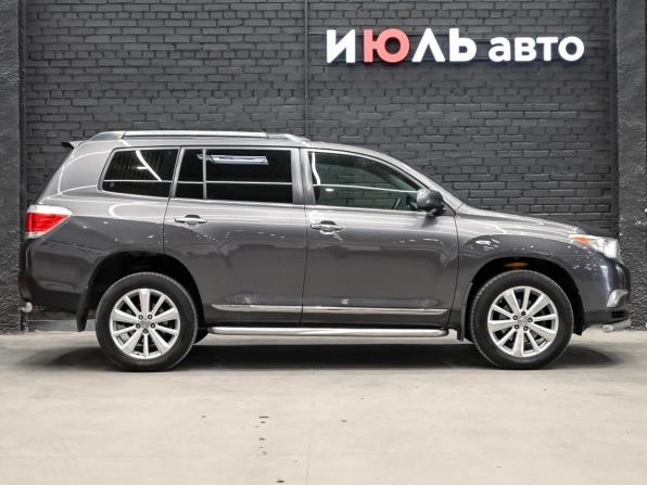 Toyota Highlander II (XU40) Рестайлинг с пробегом 2011 года, цена 1 770 000 рублей, 235118 км, внедорожник, Автокод Объявления