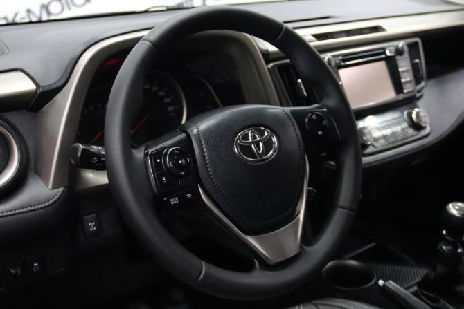 Toyota RAV4 IV (XA40) с пробегом 2013 года, цена 1 645 450 рублей, 317342 км, внедорожник, Автокод Объявления