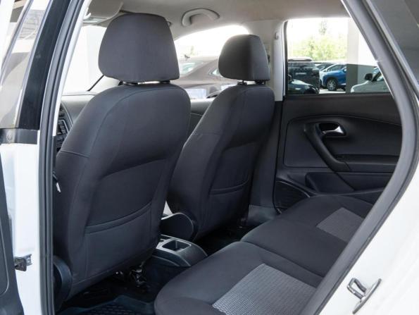 Volkswagen Polo V с пробегом 2015 года, цена 710 000 рублей, 169229 км, седан, Автокод Объявления