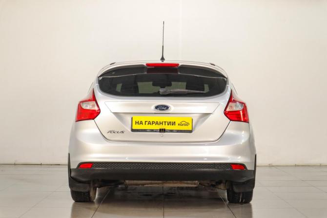 Ford Focus III с пробегом 2013 года, цена 859 000 рублей, 270000 км, хэтчбек, Автокод Объявления