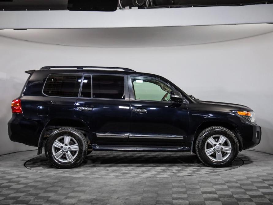 Toyota Land Cruiser 200 Series Рестайлинг 1 Санкт-Петербург  - изображение 4