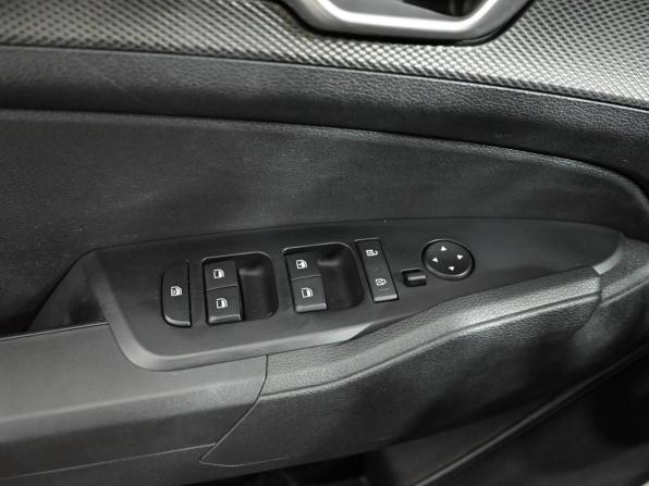 Kia Sportage V с пробегом 2023 года, цена 3 600 000 рублей, 39175 км, внедорожник, Автокод Объявления