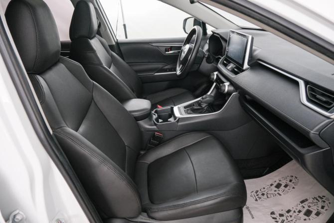 Toyota RAV4 V (XA50) с пробегом 2021 года, цена 3 549 000 рублей, 39000 км, внедорожник, Автокод Объявления