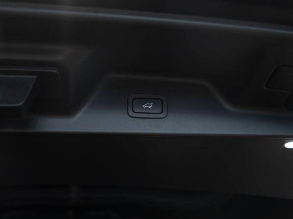 Land Rover Range Rover IV Рестайлинг с пробегом 2019 года, цена 9 200 000 рублей, 53503 км, внедорожник, Автокод Объявления