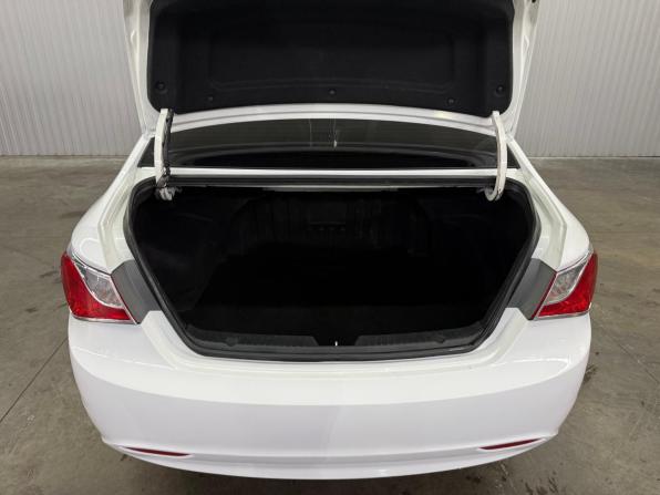 Hyundai Sonata VI (YF) с пробегом 2011 года, цена 1 027 000 рублей, 195117 км, седан, Автокод Объявления