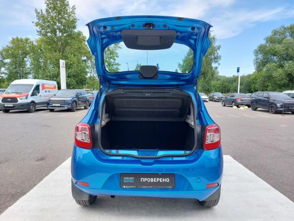 Renault Sandero II Рестайлинг с пробегом 2018 года, цена 1 220 000 рублей, 62418 км, хэтчбек, Автокод Объявления