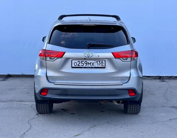 Toyota Highlander III (XU50) Рестайлинг с пробегом 2017 года, цена 3 190 000 рублей, 112000 км, внедорожник, Автокод Объявления