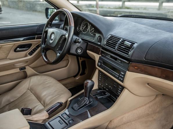 BMW 5 серии IV (E39) Рестайлинг с пробегом 2002 года, цена 738 000 рублей, 209952 км, седан, Автокод Объявления