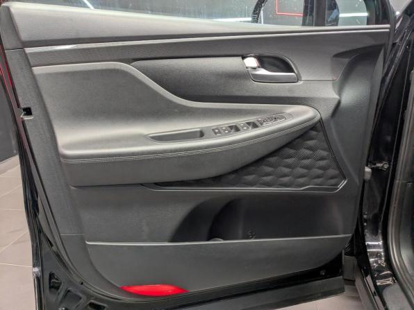 Hyundai Santa Fe IV Рестайлинг с пробегом 2022 года, цена 3 350 000 рублей, 29354 км, внедорожник, Автокод Объявления