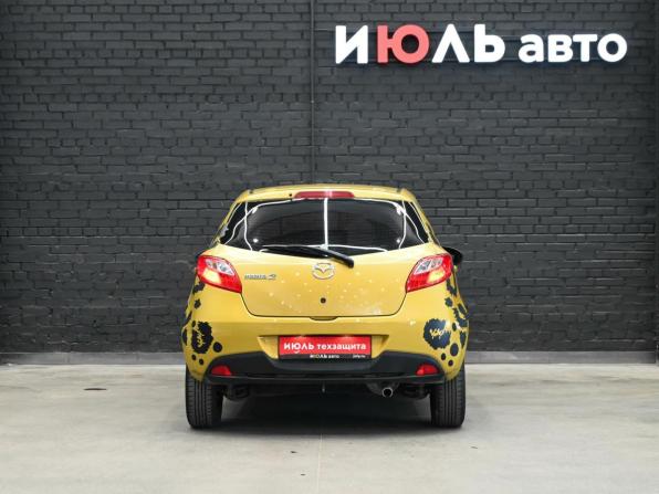 Mazda 2 II (DE) с пробегом 2008 года, цена 490 000 рублей, 402677 км, хэтчбек, Автокод Объявления