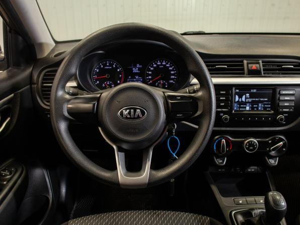 Kia Rio IV с пробегом 2019 года, цена 1 375 000 рублей, 60100 км, седан, Автокод Объявления