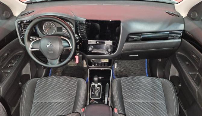 Mitsubishi Outlander III Рестайлинг 3 с пробегом 2019 года, цена 2 095 000 рублей, 109601 км, внедорожник, Автокод Объявления