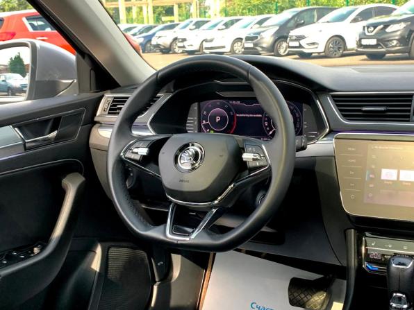 Skoda Superb III Рестайлинг с пробегом 2020 года, цена 2 566 500 рублей, 65370 км, лифтбек, Автокод Объявления