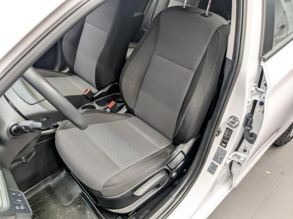 Hyundai Solaris II Рестайлинг с пробегом 2022 года, цена 1 725 000 рублей, 57569 км, седан, Автокод Объявления