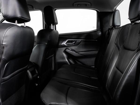 Isuzu D-Max III с пробегом 2025 года, цена 5 240 000 рублей, 109 км, offers.body_type.unknown, Автокод Объявления