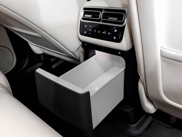 Li Auto (Lixiang) L6 с пробегом 2024 года, цена 5 532 000 рублей, 18700 км, внедорожник, Автокод Объявления