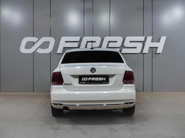 Volkswagen Polo V Рестайлинг с пробегом 2019 года, цена 1 169 000 рублей, 153423 км, седан, Автокод Объявления
