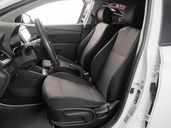 Hyundai Solaris II с пробегом 2019 года, цена 1 170 000 рублей, 103054 км, седан, Автокод Объявления