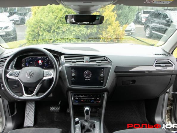 Volkswagen Tiguan II Рестайлинг с пробегом 2021 года, цена 2 913 000 рублей, 123232 км, внедорожник, Автокод Объявления