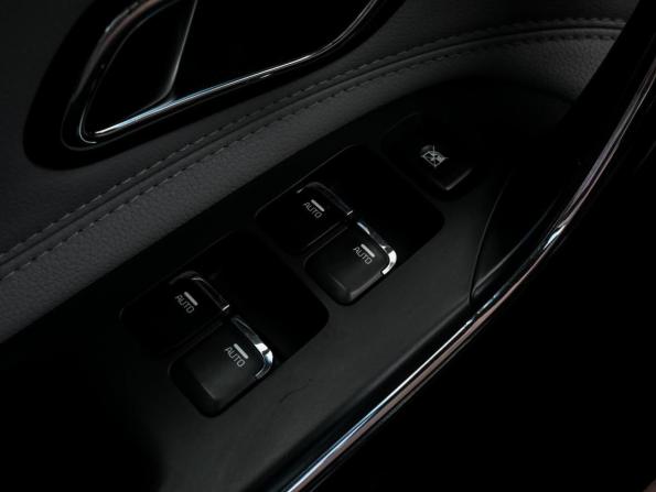 Kia Ceed II Рестайлинг с пробегом 2017 года, цена 1 260 000 рублей, 125411 км, хэтчбек, Автокод Объявления