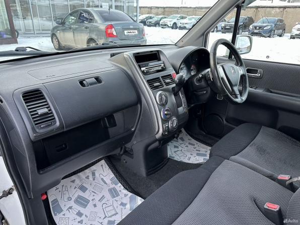 Honda Mobilio Spike I с пробегом 2002 года, цена 590 000 рублей, 399000 км, компактвэн, Автокод Объявления