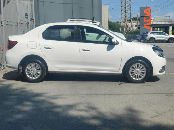 Renault Logan II с пробегом 2015 года, цена 699 000 рублей, 168000 км, седан, Автокод Объявления