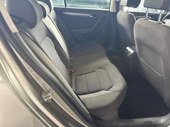 Volkswagen Passat B7 с пробегом 2012 года, цена 795 000 рублей, 230002 км, седан, Автокод Объявления