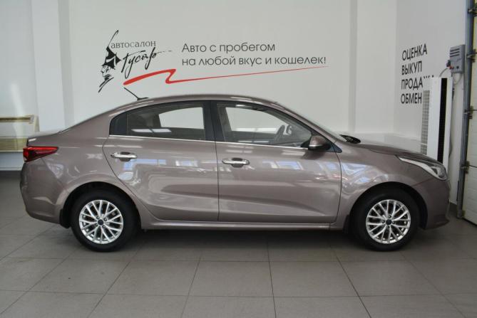 Kia Rio IV с пробегом 2017 года, цена 1 199 000 рублей, 140000 км, седан, Автокод Объявления