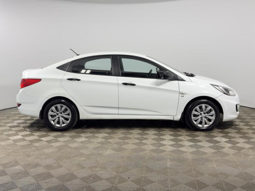 Hyundai Solaris I Казань  - изображение 5
