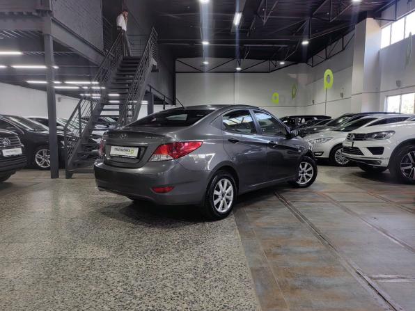 Hyundai Solaris I с пробегом 2011 года, цена 650 000 рублей, 133650 км, седан, Автокод Объявления