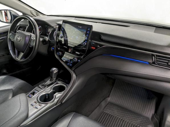 Toyota Camry VIII (XV70) Рестайлинг с пробегом 2021 года, цена 2 790 000 рублей, 156957 км, седан, Автокод Объявления
