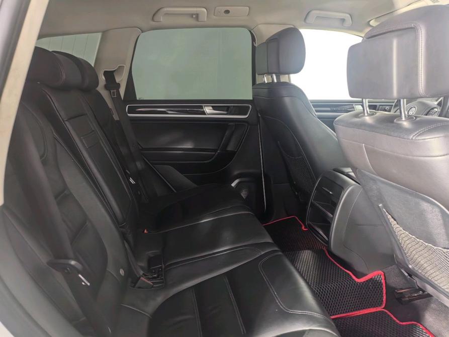 Volkswagen Touareg II Рестайлинг Санкт-Петербург  - изображение 19