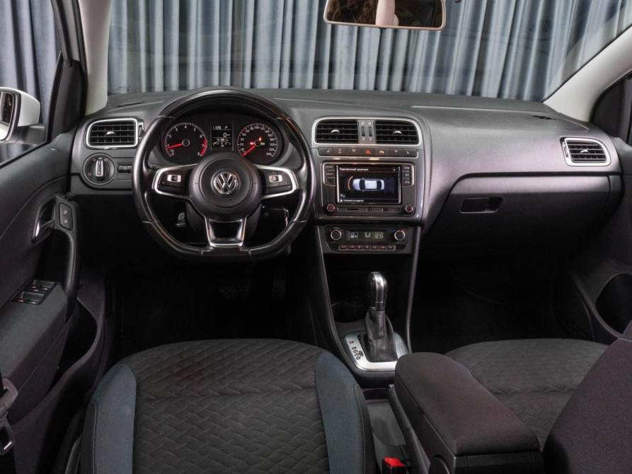 Volkswagen Polo V Рестайлинг Тюмень  - изображение 6