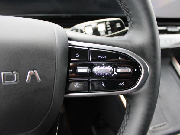 Omoda C5 I Рестайлинг с пробегом 2024 года, цена 1 839 000 рублей, 11852 км, внедорожник, Автокод Объявления