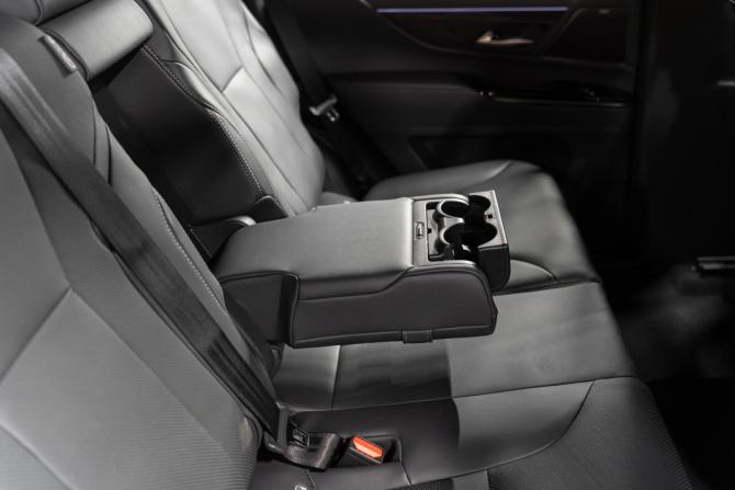 Новый Lexus LX IV 2025 года, цена 18 850 000 рублей, внедорожник, Автокод Объявления