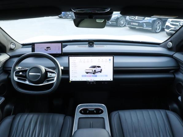 Exeed Exlantix ET с пробегом 2025 года, цена 5 490 000 рублей, 9347 км, внедорожник, Автокод Объявления