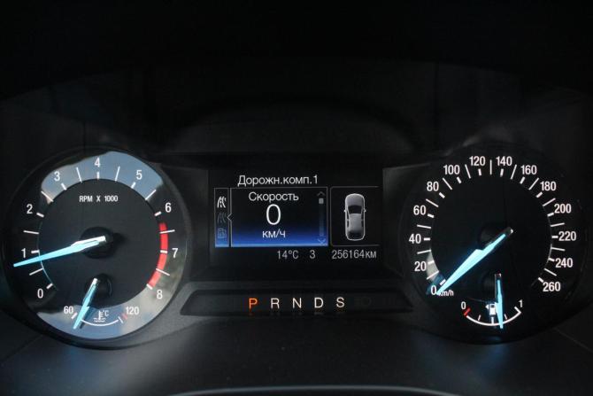 Ford Mondeo V с пробегом 2015 года, цена 1 380 000 рублей, 256164 км, седан, Автокод Объявления