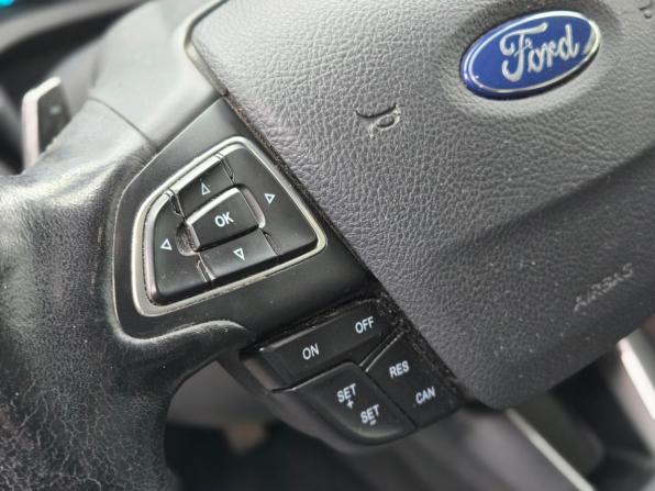 Ford Kuga II Рестайлинг с пробегом 2017 года, цена 1 489 000 рублей, 187000 км, внедорожник, Автокод Объявления