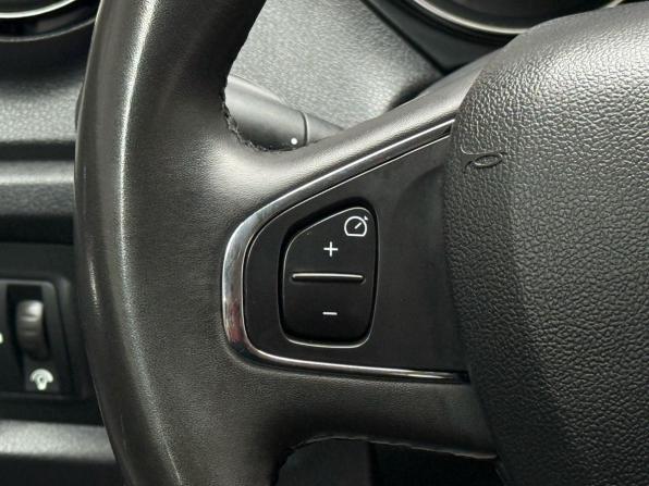 Renault Kaptur I с пробегом 2019 года, цена 1 649 000 рублей, 67296 км, внедорожник, Автокод Объявления