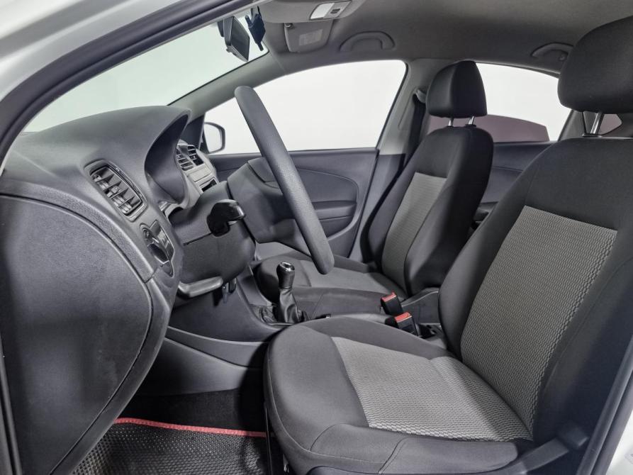 Volkswagen Polo V Нижний Новгород  - изображение 9