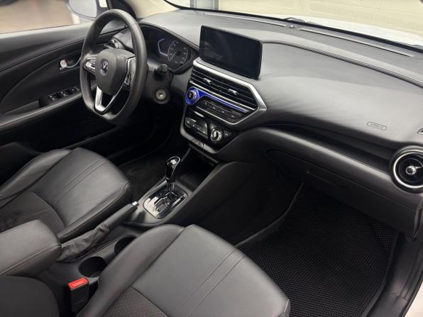 Changan Alsvin с пробегом 2023 года, цена 1 049 000 рублей, 56001 км, седан, Автокод Объявления