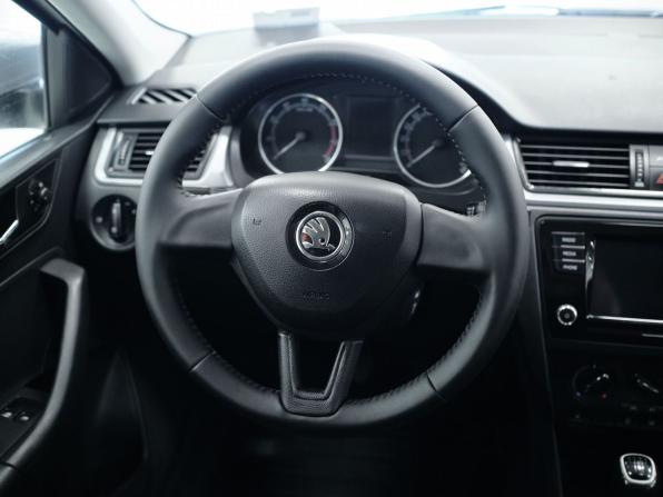 Skoda Rapid I Рестайлинг с пробегом 2018 года, цена 594 000 рублей, 180054 км, лифтбек, Автокод Объявления