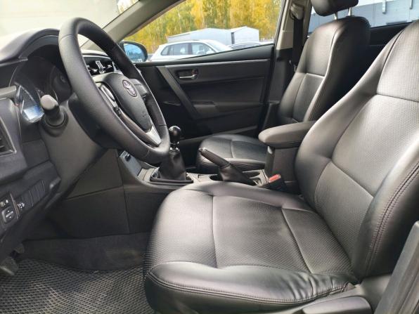 Toyota Corolla XI (E160 E170 E180) с пробегом 2013 года, цена 1 060 000 рублей, 163584 км, седан, Автокод Объявления