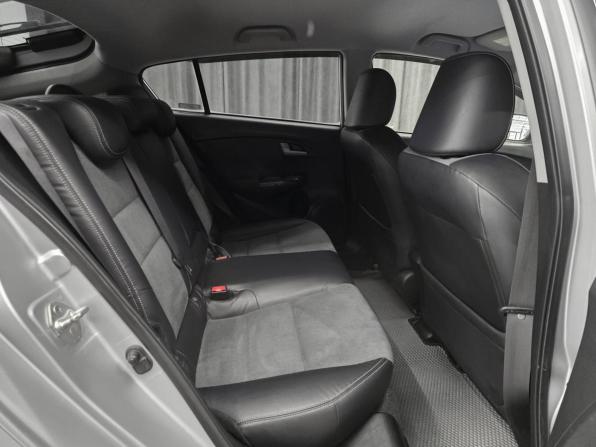 Honda Insight II Рестайлинг с пробегом 2012 года, цена 949 000 рублей, 190000 км, хэтчбек, Автокод Объявления