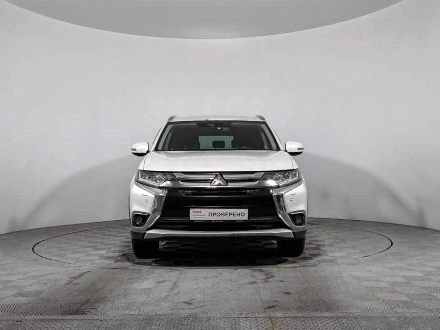 Mitsubishi Outlander III Рестайлинг 2 Санкт-Петербург  - изображение 2