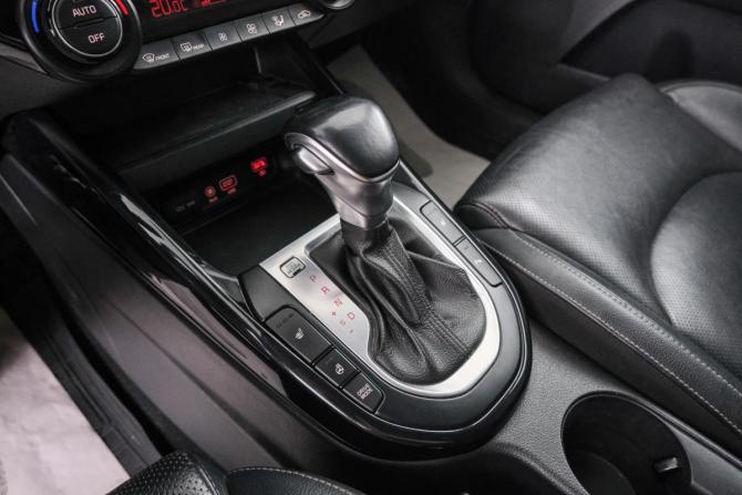 Kia Cerato IV с пробегом 2018 года, цена 1 599 000 рублей, 160600 км, седан, Автокод Объявления